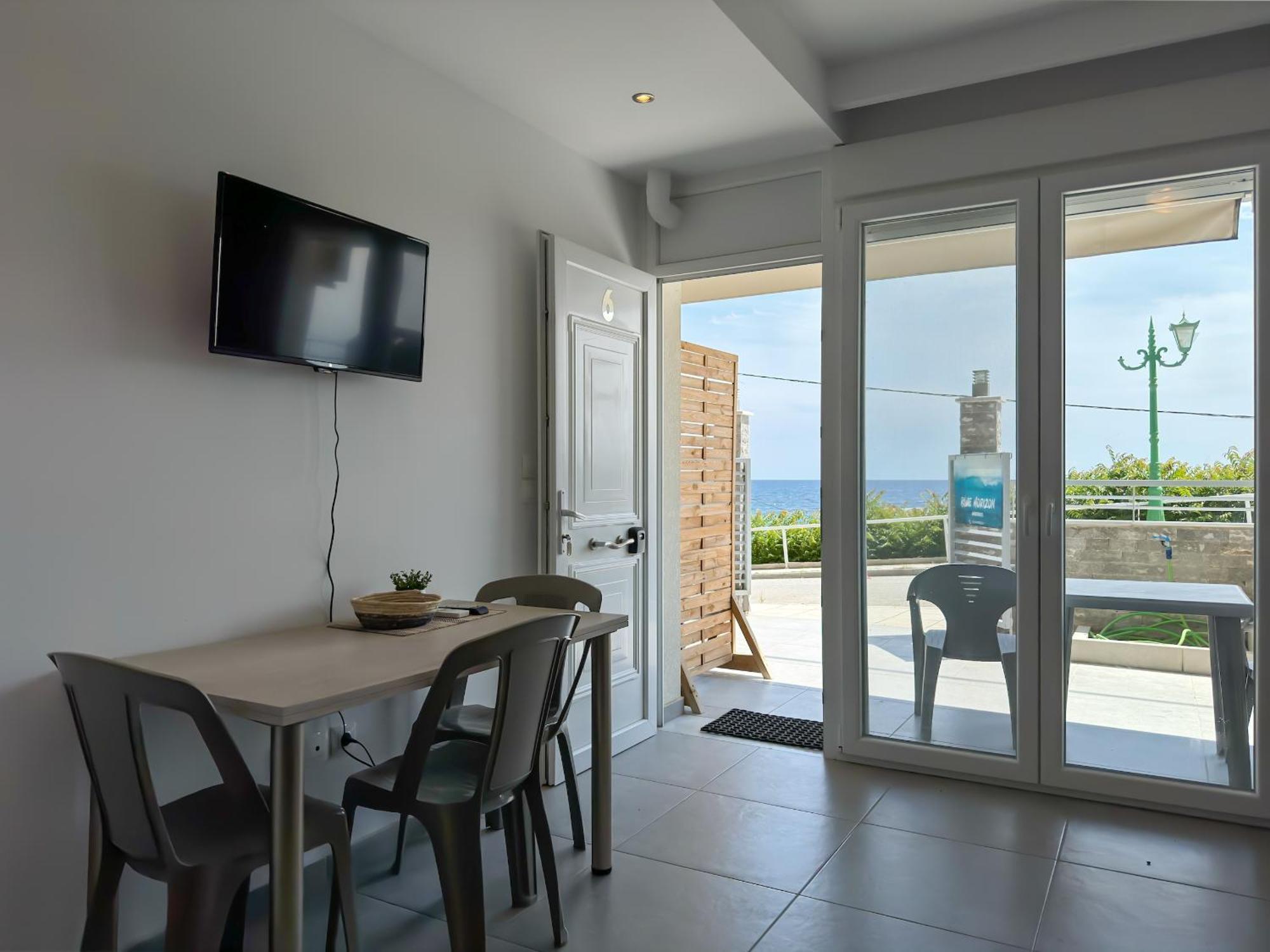 Blue Horizon 6 Apartment Nea Kallikrateia Bagian luar foto