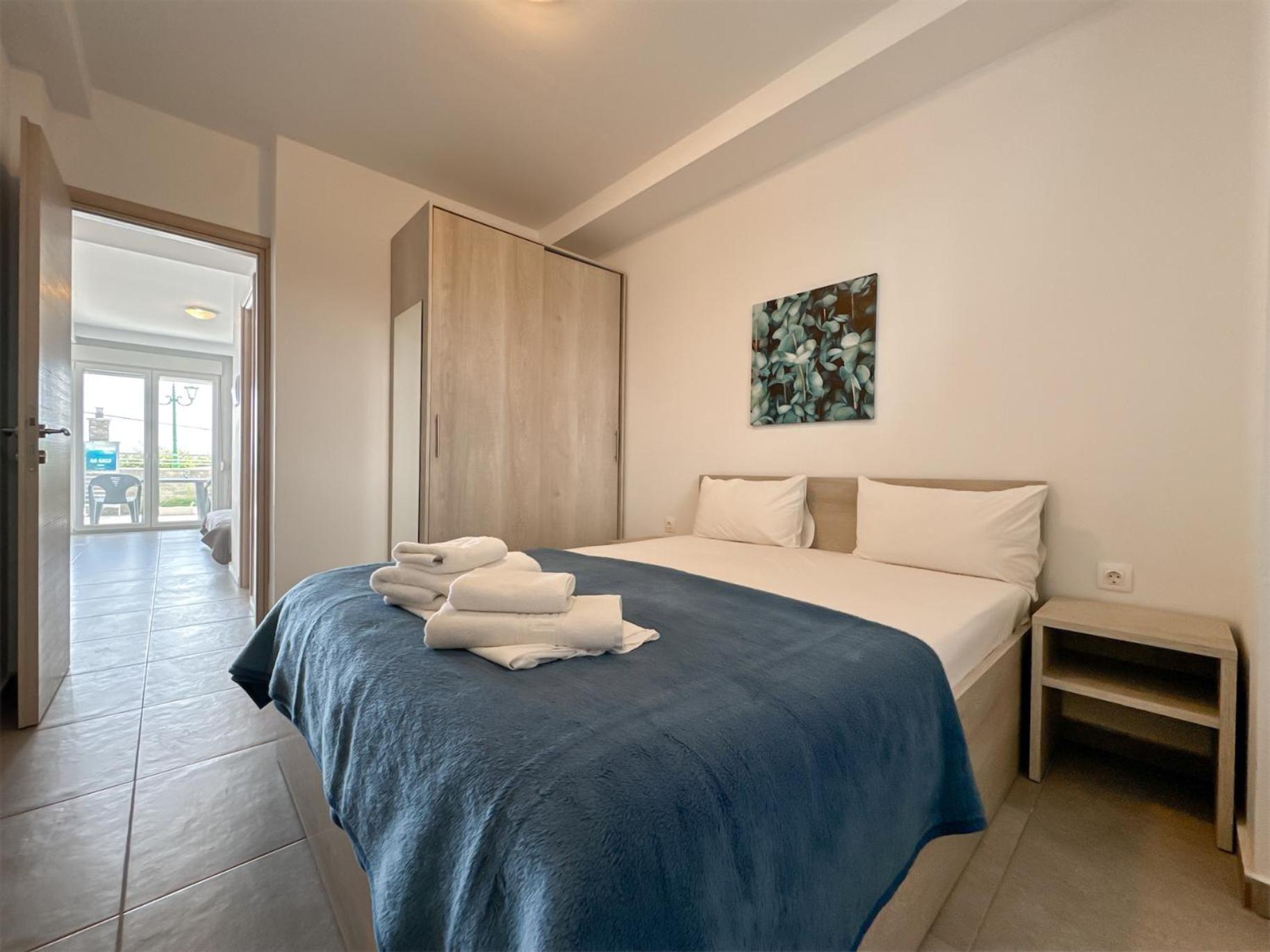 Blue Horizon 6 Apartment Nea Kallikrateia Bagian luar foto